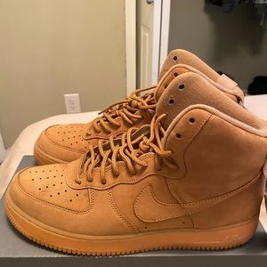 2018
Air Force 1 High LV8 GS 'Wheat'
